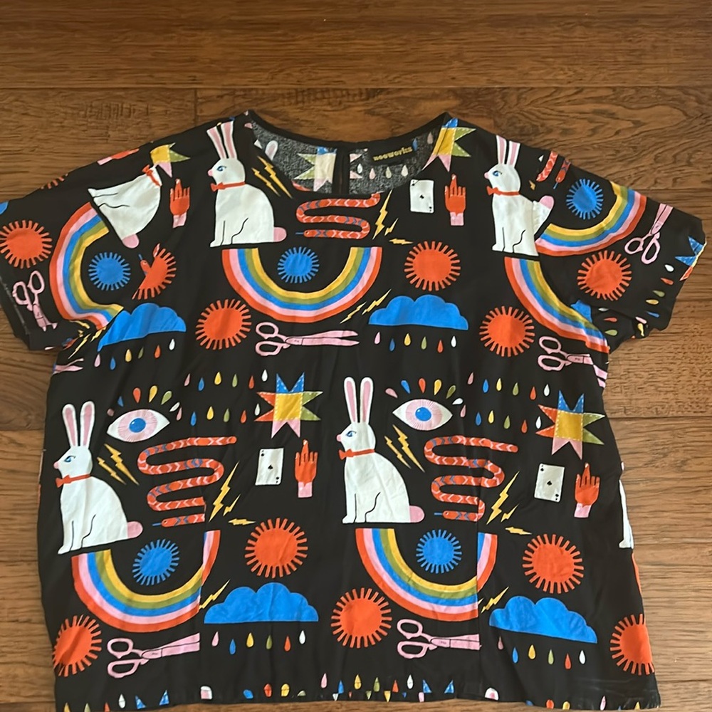 ONLY WORN ONCE NOOWORKS MAGIC PRINT TOP XXXL